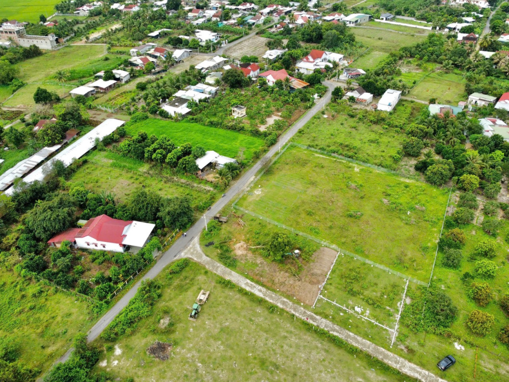 Bán đất Tân Khánh Suối Tiên đường xe hơi ngang...