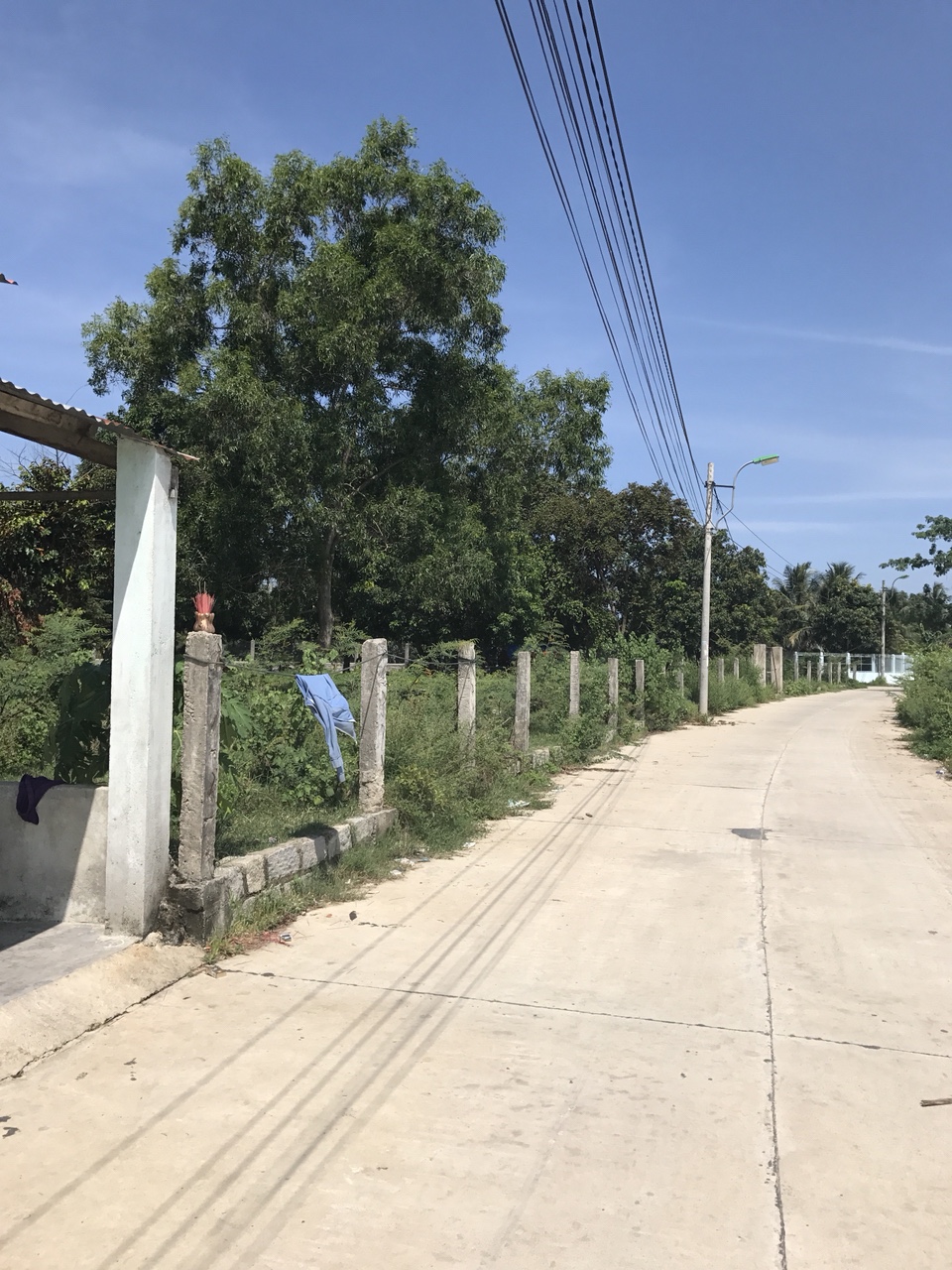 Bán đất khu Hòn Thơm đường xe hơi 2 mặt tiền trước sau p. Tây Nha Trang