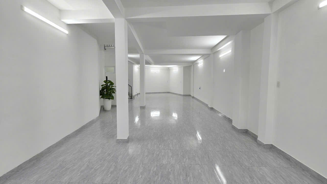 Bán nhà 3 tầng ngay góc vòng xoay đường số 13 - Lê Hồng Phong - Đồng Nai