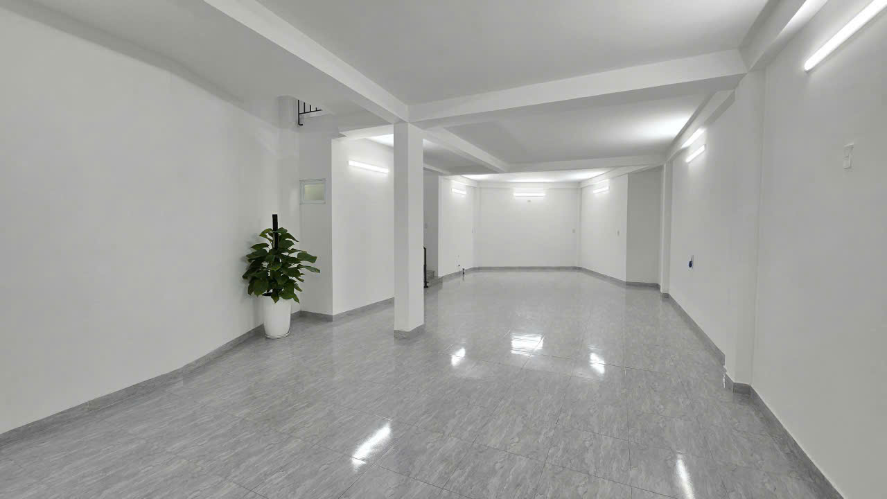 Bán nhà 3 tầng ngay góc vòng xoay đường số 13 - Lê Hồng Phong - Đồng Nai