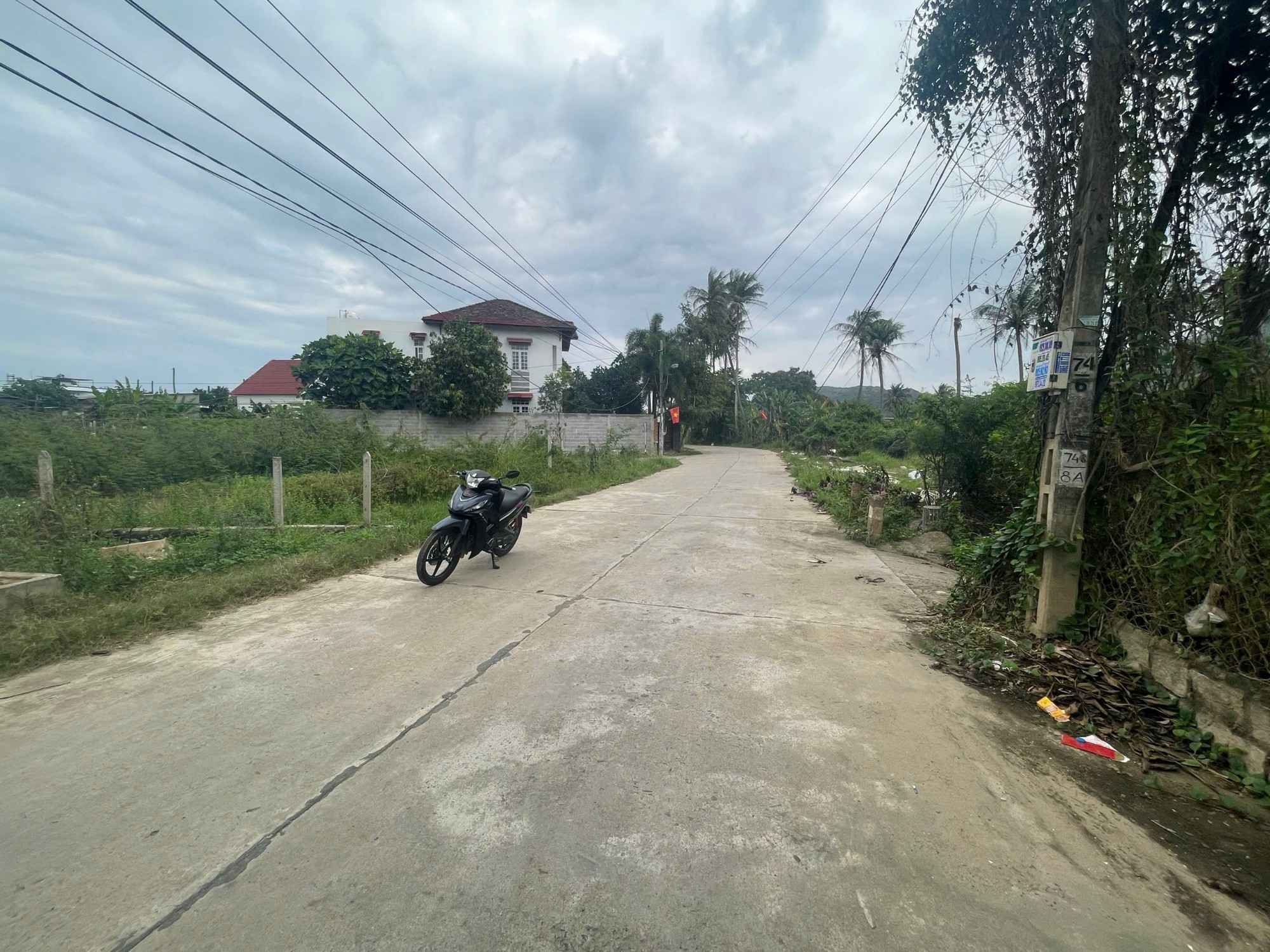 Bán đất đường xe hơi Võ Dõng( P. Tây Nha Trang )