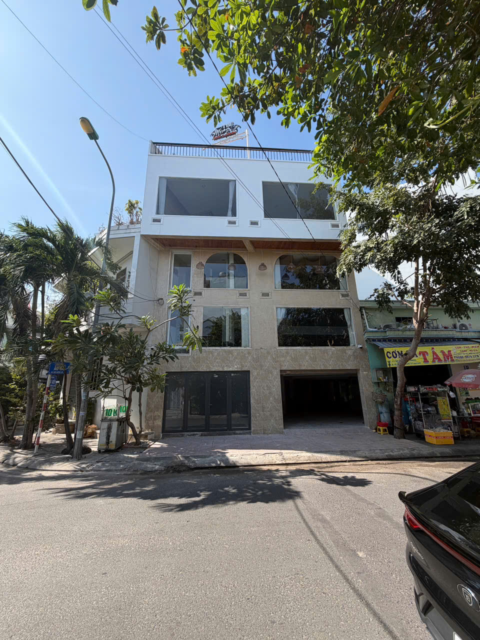 Nhà mặt tiền đường Âu Cơ, p. Tân Tiến, tp.   Nha Trang