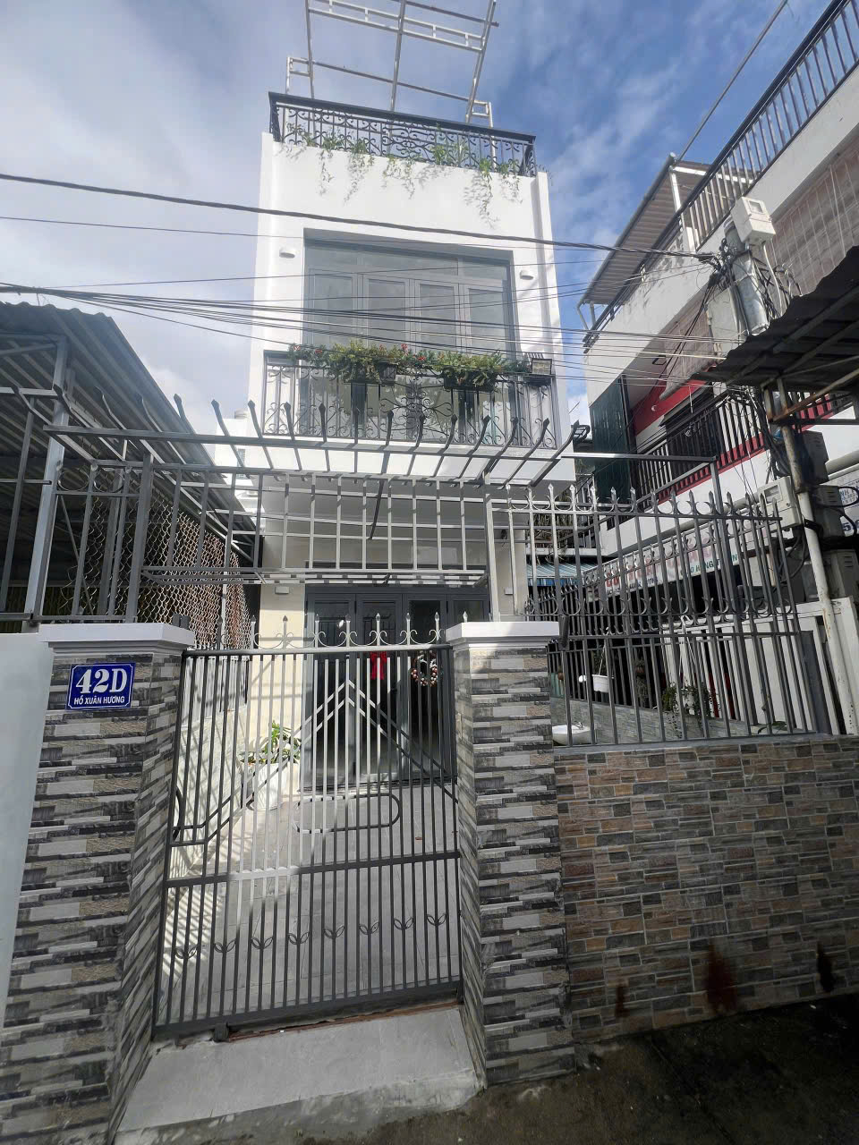 Bán nhà 1 trệt 2 lầu hẻm Hồ Xuân Hương, phường Nha Trang