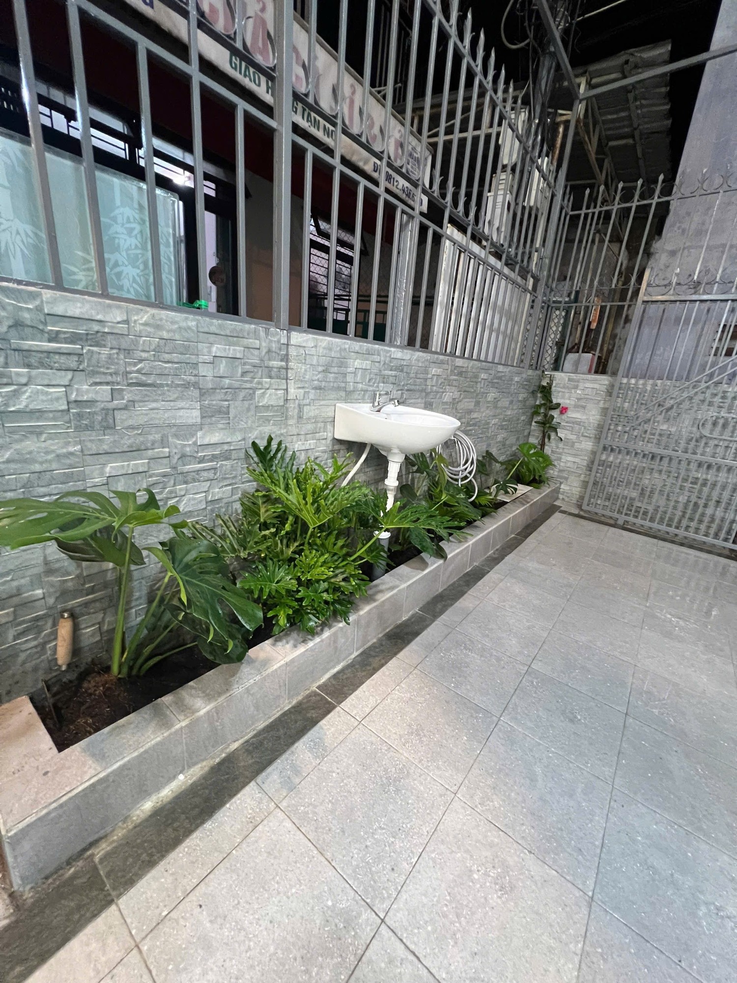 Bán nhà 1 trệt 2 lầu hẻm Hồ Xuân Hương, phường Nha Trang