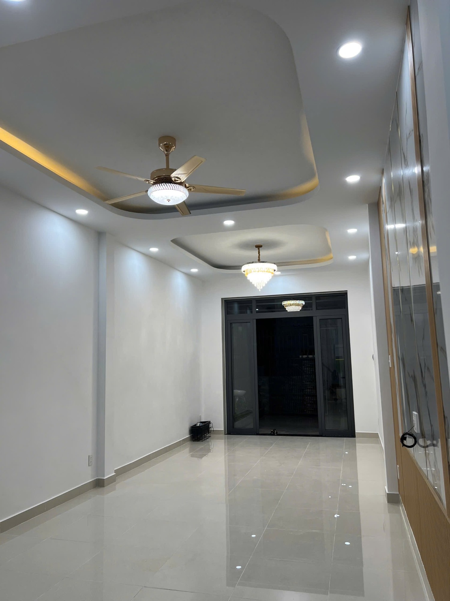 Bán nhà 1 trệt 2 lầu hẻm Hồ Xuân Hương, phường Nha Trang