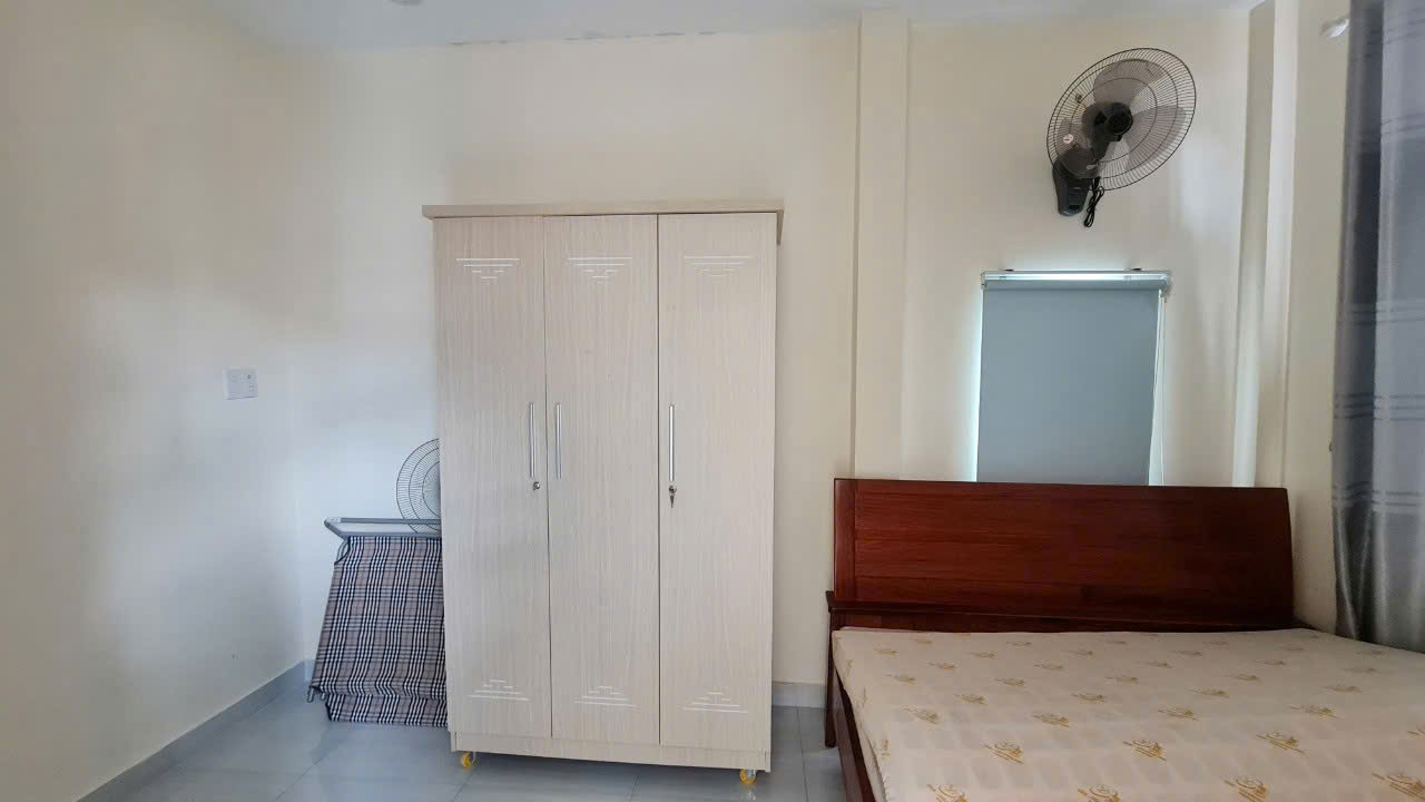 Bán nhà 3 tầng hẻm xe hơi 52 Yersin cách biển Nha Trang 3 phút di chuyển