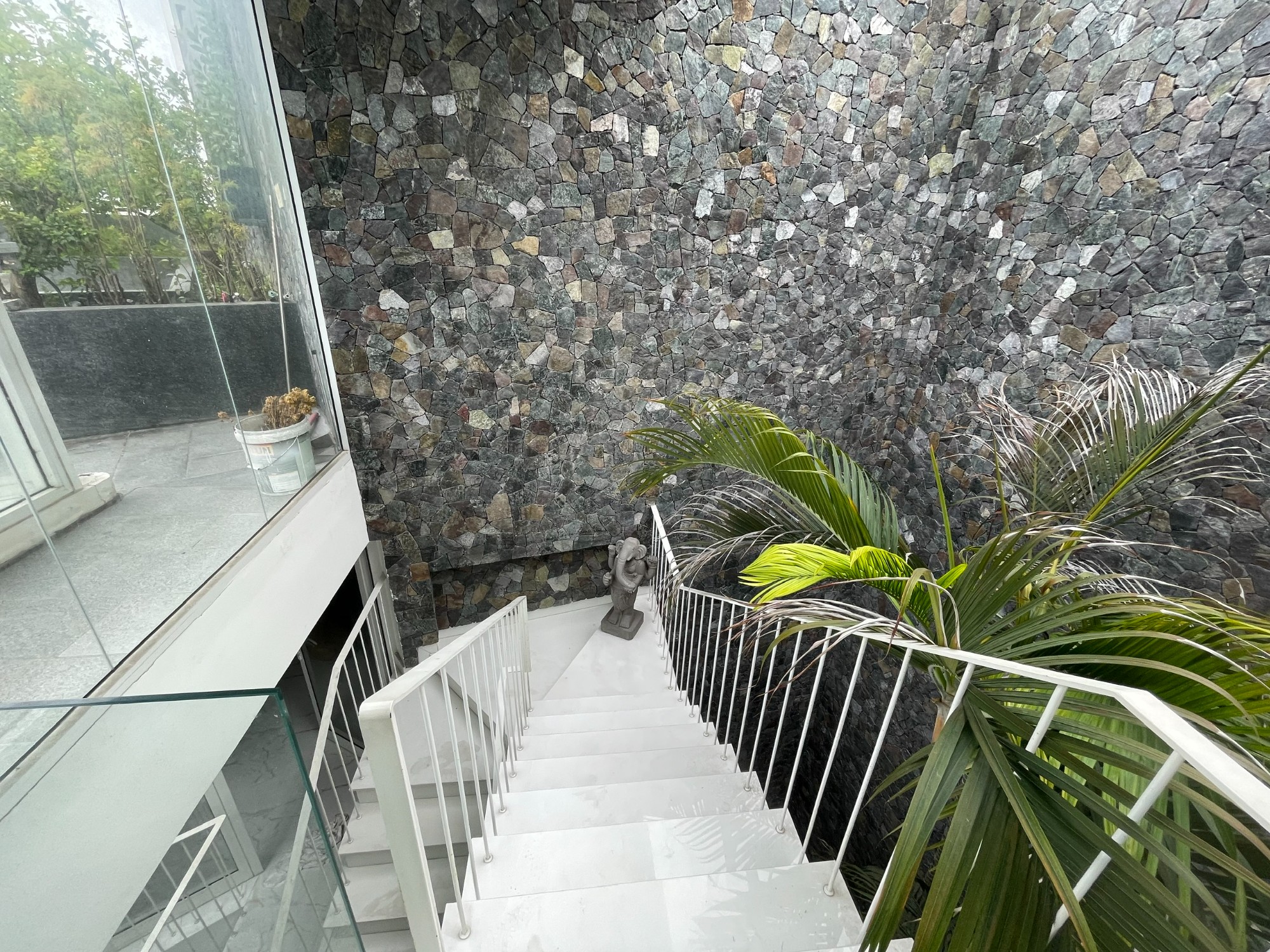 🏡Bán Vila đẹp mặt tiền đường Trần Quý Cáp cách biển Nha Trang 5 phút di chuyển