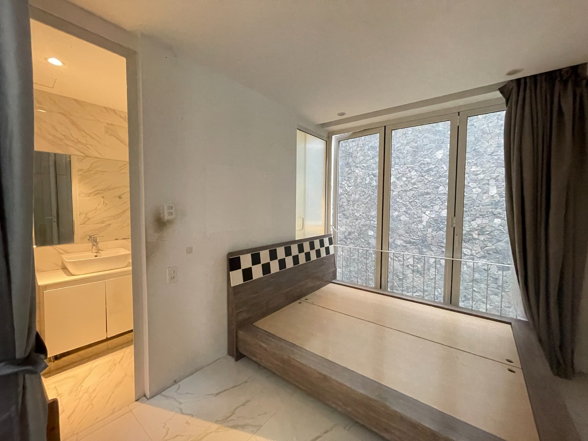 🏡Bán Vila đẹp mặt tiền đường Trần Quý Cáp cách biển Nha Trang 5 phút di chuyển