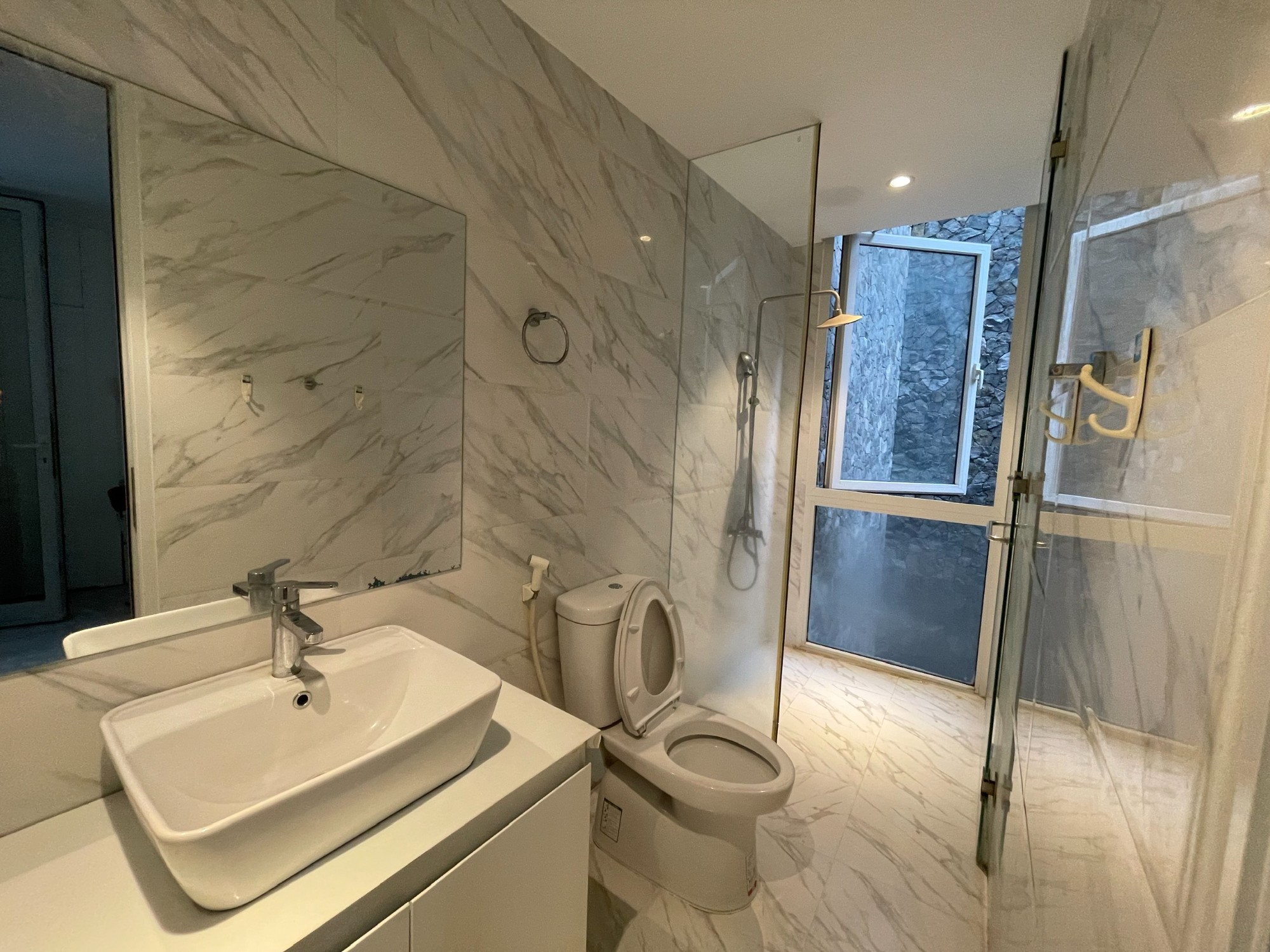 🏡Bán Vila đẹp mặt tiền đường Trần Quý Cáp cách biển Nha Trang 5 phút di chuyển