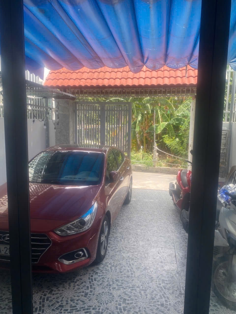 Bán nhà 2 tầng hẻm thông xe hơi Lương Định Của, Vĩnh Thạnh, Nha Trang