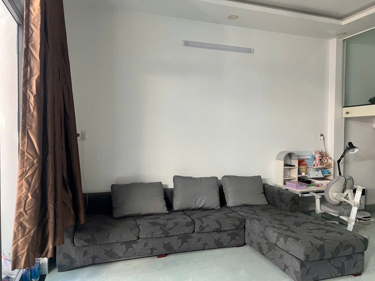 Bán nhà 2 tầng hẻm thông xe hơi Lương Định Của, Vĩnh Thạnh, Nha Trang