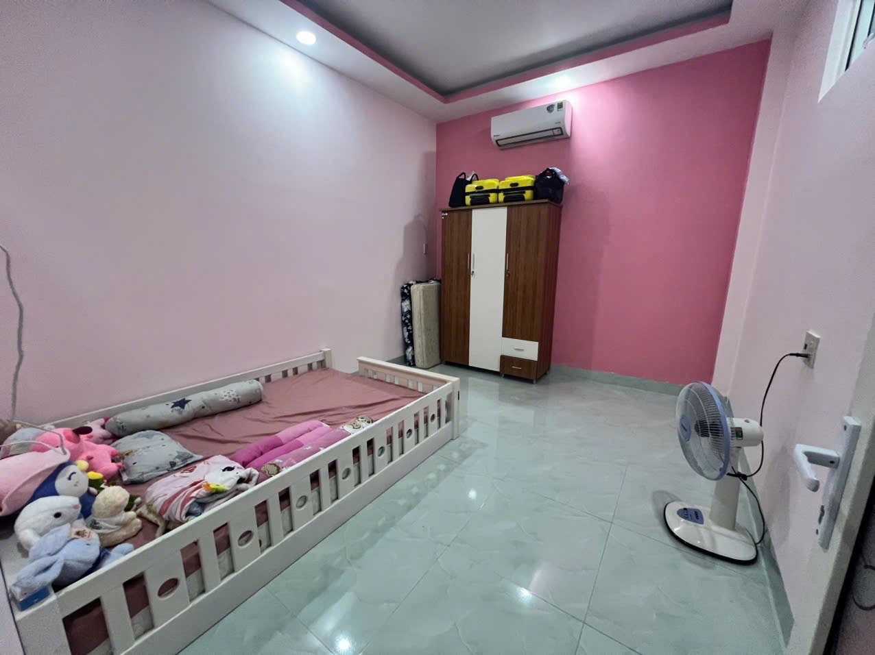 Bán nhà 2 tầng hẻm thông xe hơi Lương Định Của, Vĩnh Thạnh, Nha Trang