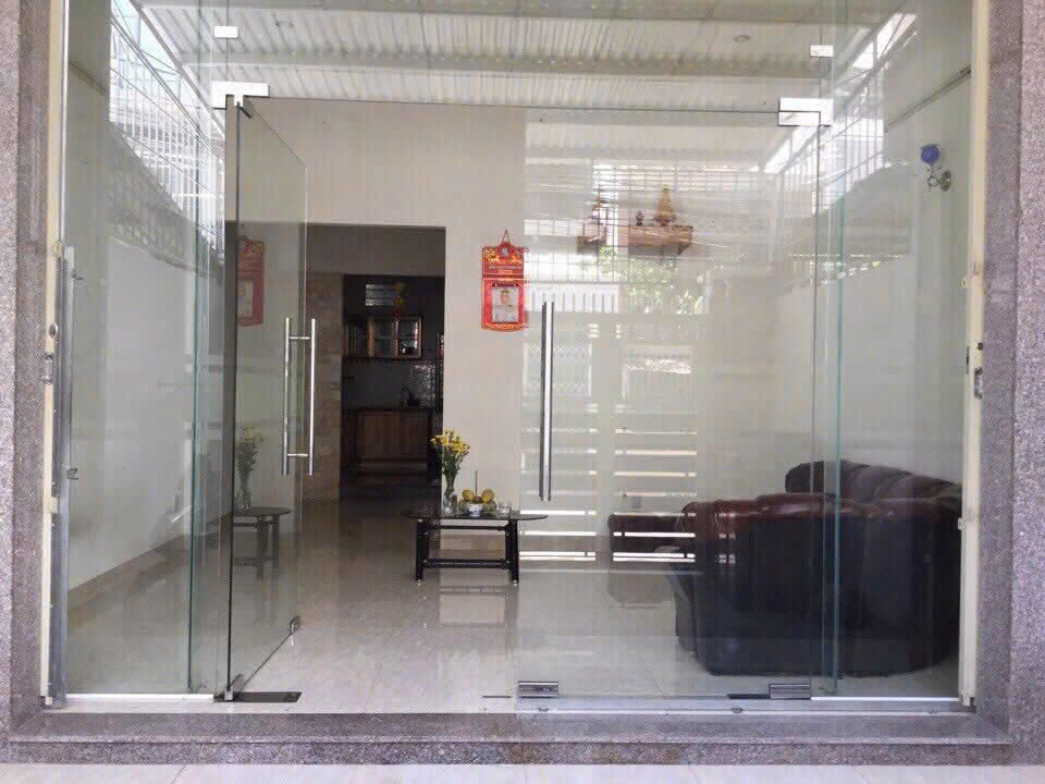 Bán nhà nặt tiền Phương Sài ngang 5m trung tâm phố Nha Trang