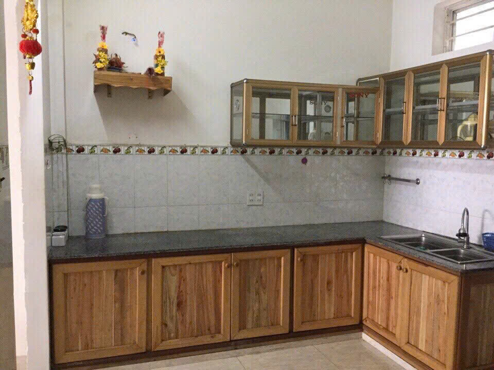 Bán nhà nặt tiền Phương Sài ngang 5m trung tâm phố Nha Trang