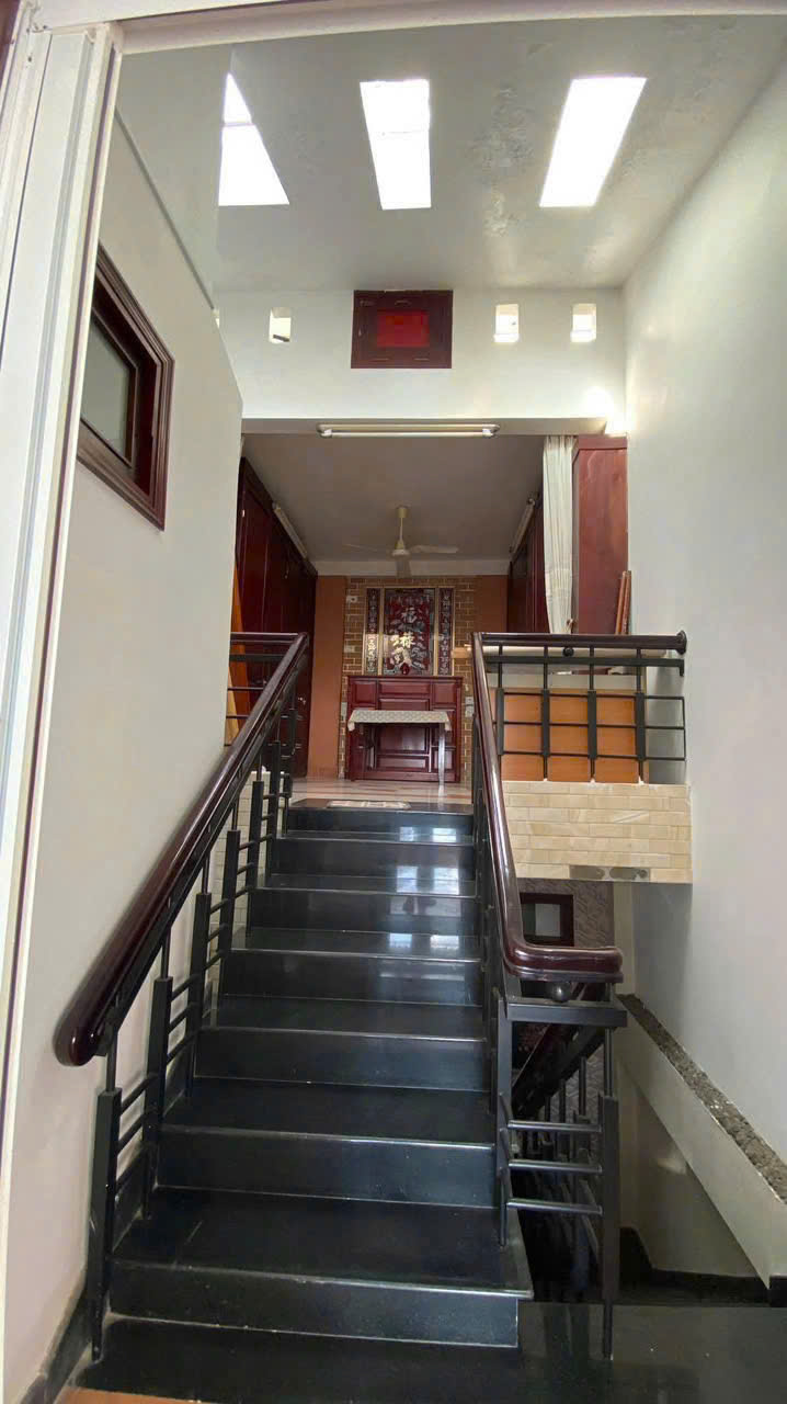 🏡Bán nhà hẻm xe hơi đường Quang Trung cách biển Nha Trang 500m