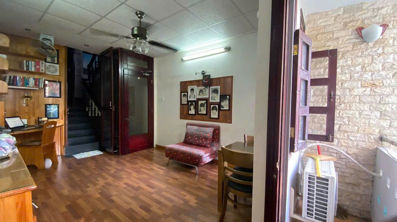 🏡Bán nhà hẻm xe hơi đường Quang Trung cách biển Nha Trang 500m