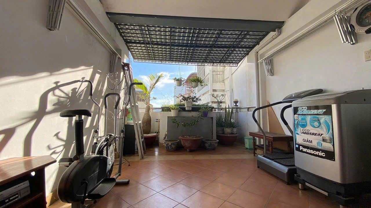 🏡Bán nhà hẻm xe hơi đường Quang Trung cách biển Nha Trang 500m