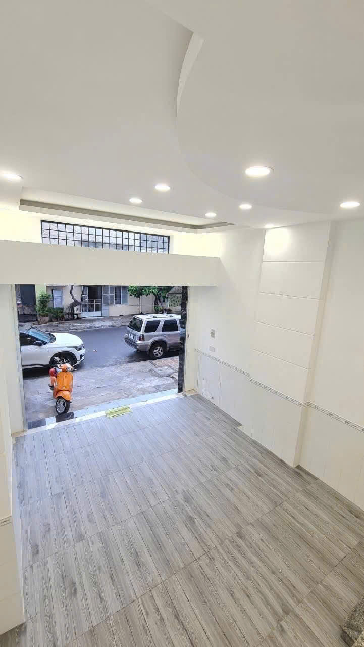 Cho thuê nhà mặt tiền Trần Khánh Dư, p. Tân Tiến, tp. Nha Trang