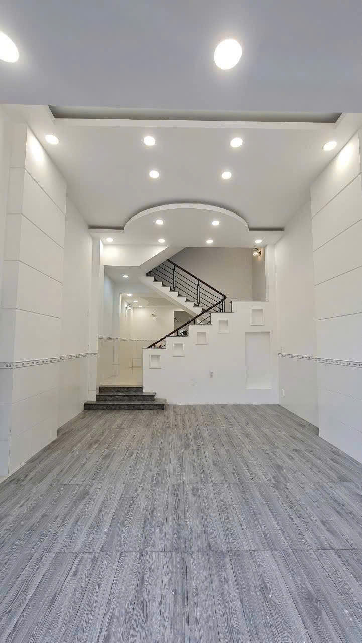 Cho thuê nhà mặt tiền Trần Khánh Dư, p. Tân Tiến, tp. Nha Trang