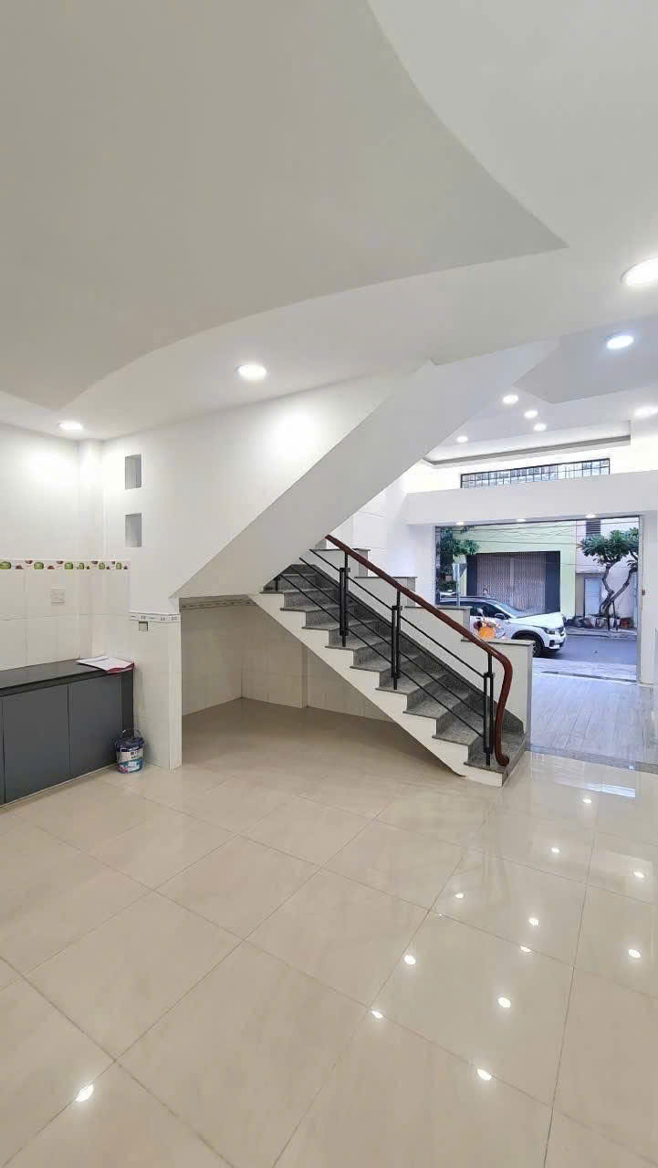 Cho thuê nhà mặt tiền Trần Khánh Dư, p. Tân Tiến, tp. Nha Trang