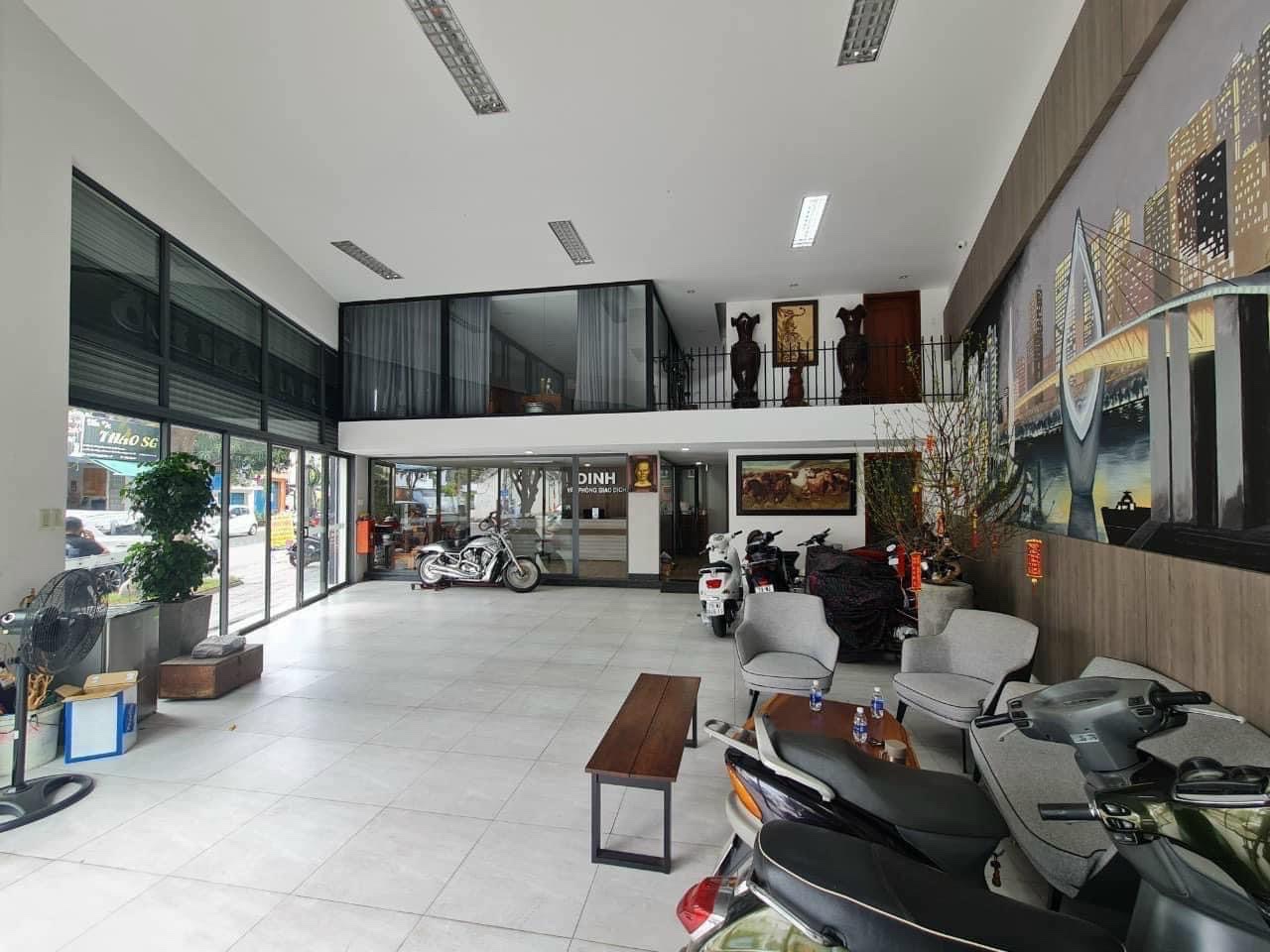 Bán nhà góc 2 mặt tiền Trần Nhật Duật trung tâm Nha Trang