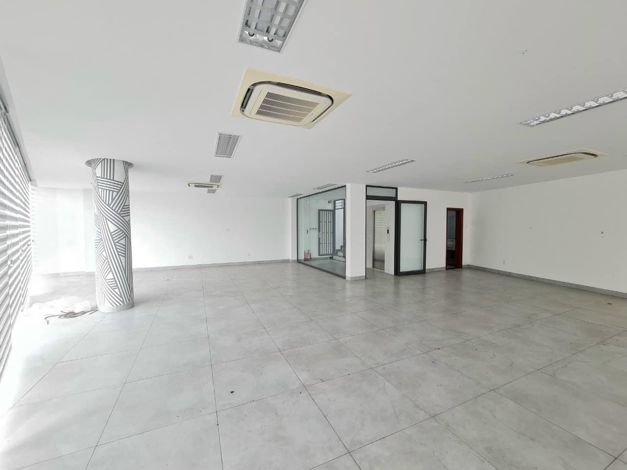 Bán nhà góc 2 mặt tiền Trần Nhật Duật trung tâm Nha Trang