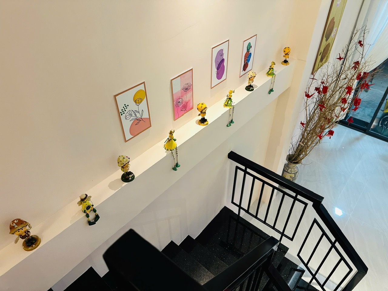 Bán nhà 4 tầng mặt tiền Bà Triệu cách biển Nha Trang 999m