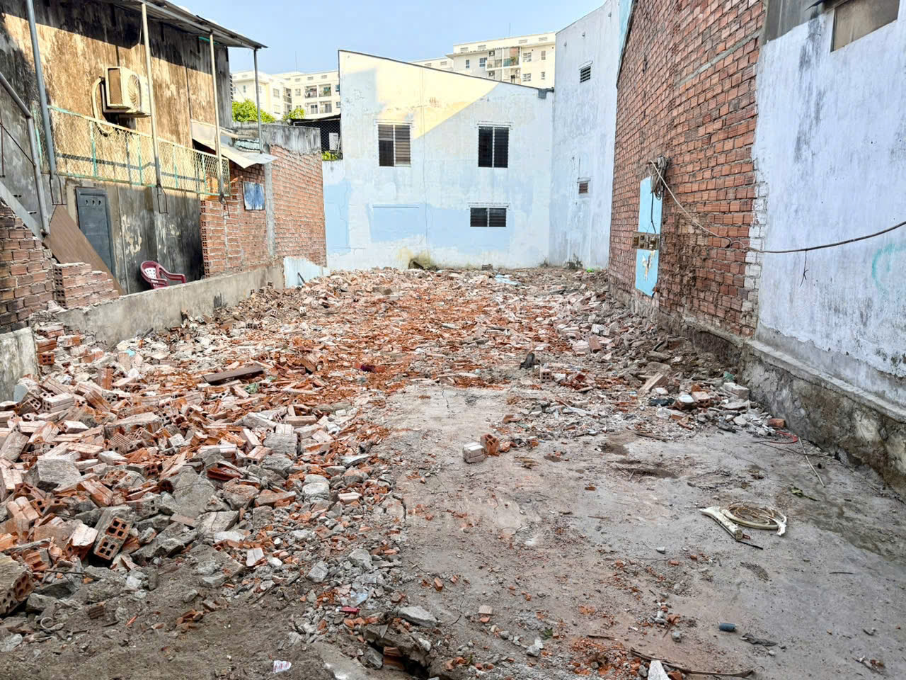 Bán lô đất đẹp ngay Phùng Thế Tài cạnh khu đô thị Vcn Phước Hải